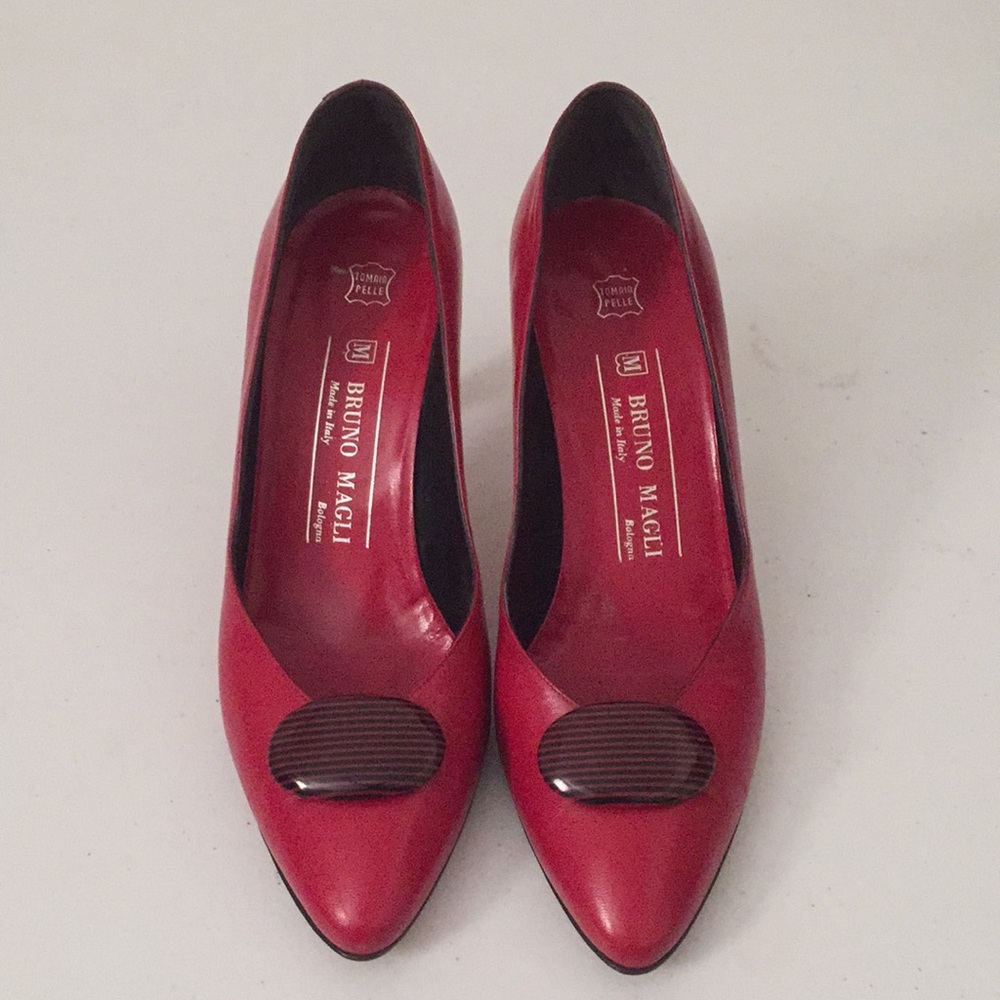 Bruno Magli pump shoes